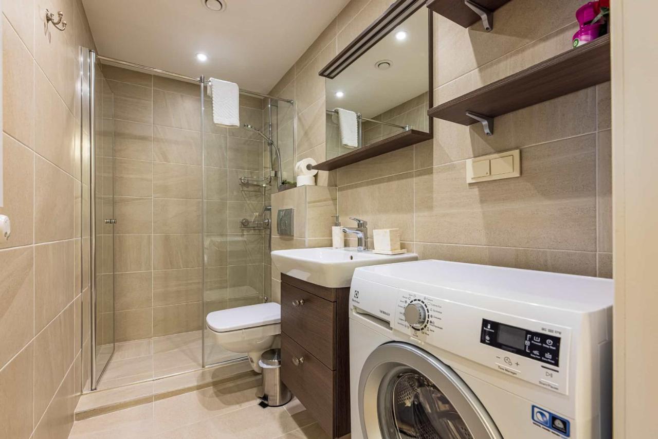 Central Square Apartments パランガ エクステリア 写真