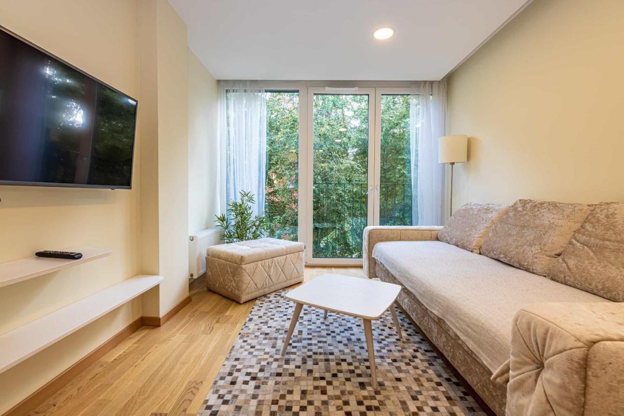 Central Square Apartments パランガ エクステリア 写真