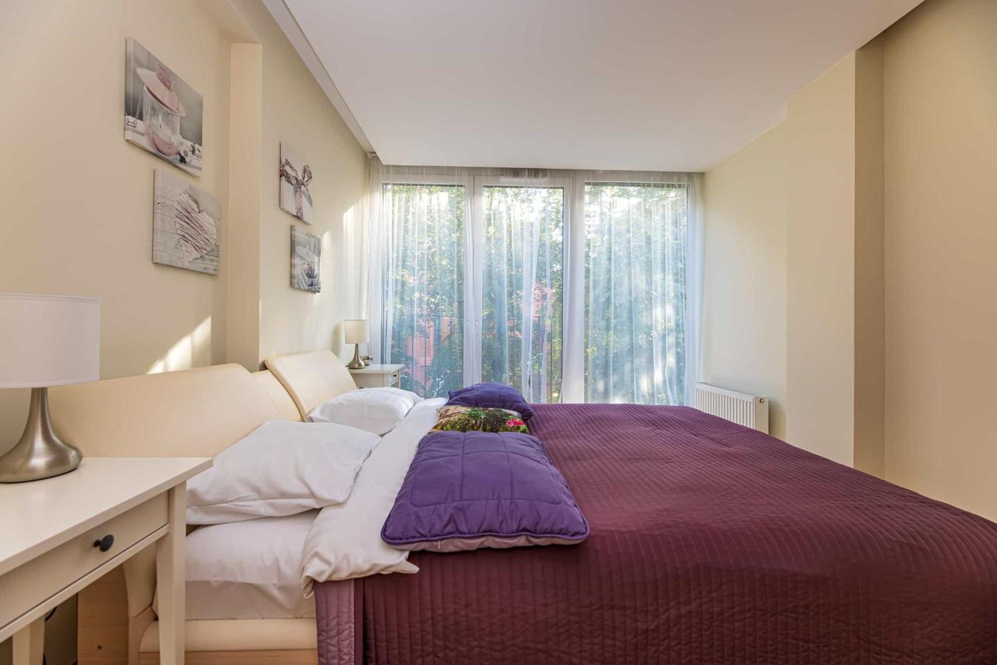 Central Square Apartments パランガ エクステリア 写真