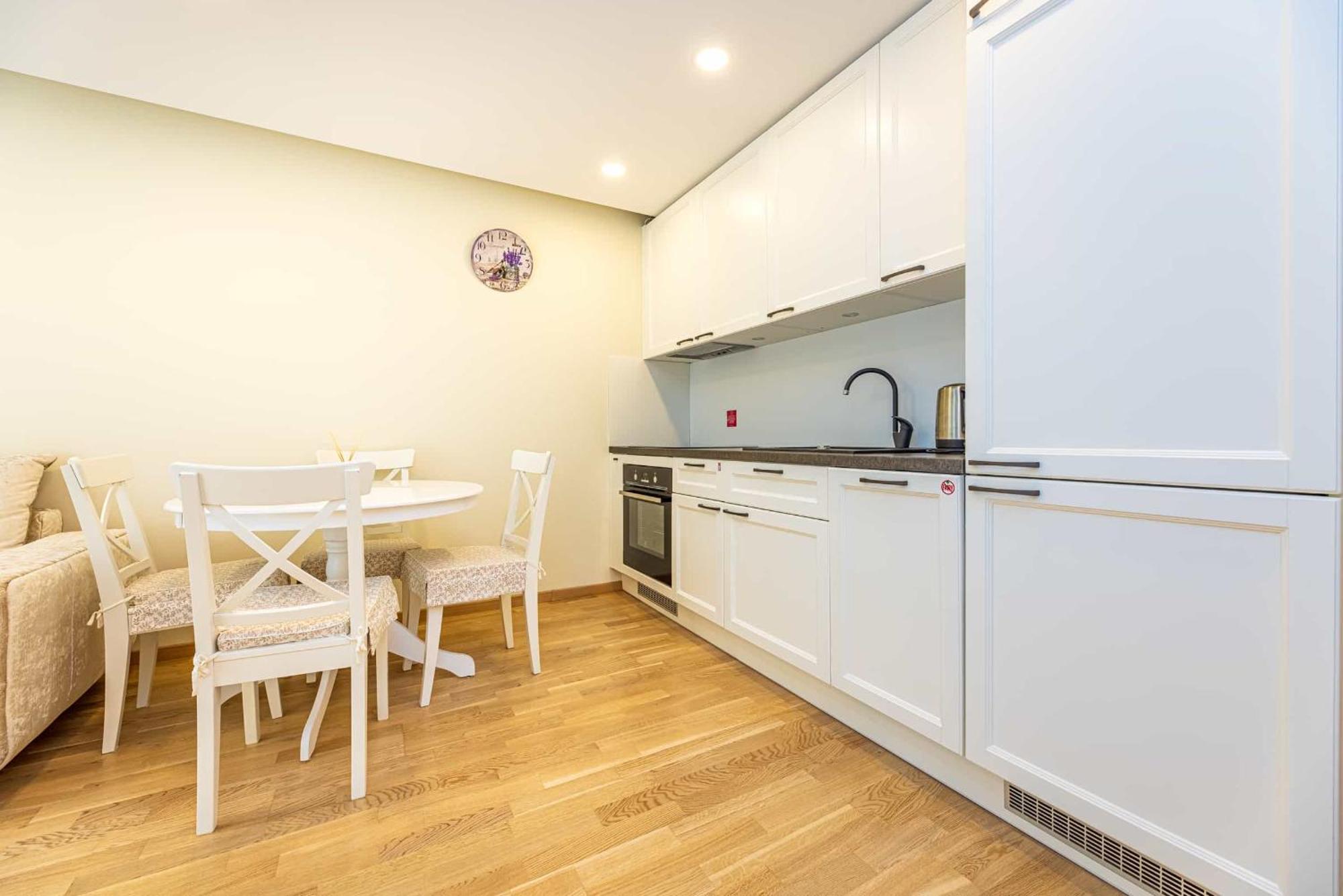 Central Square Apartments パランガ 部屋 写真