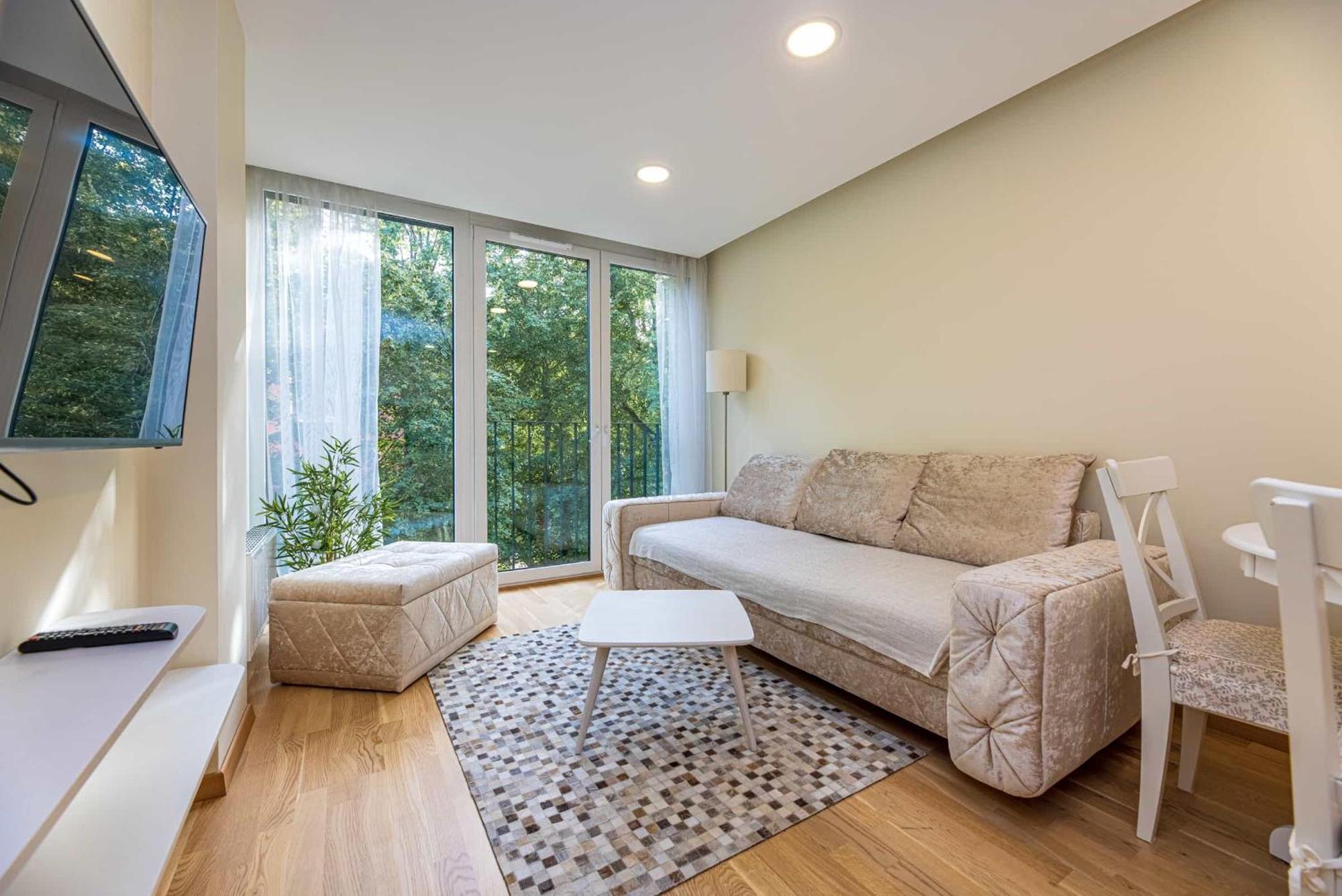 Central Square Apartments パランガ 部屋 写真