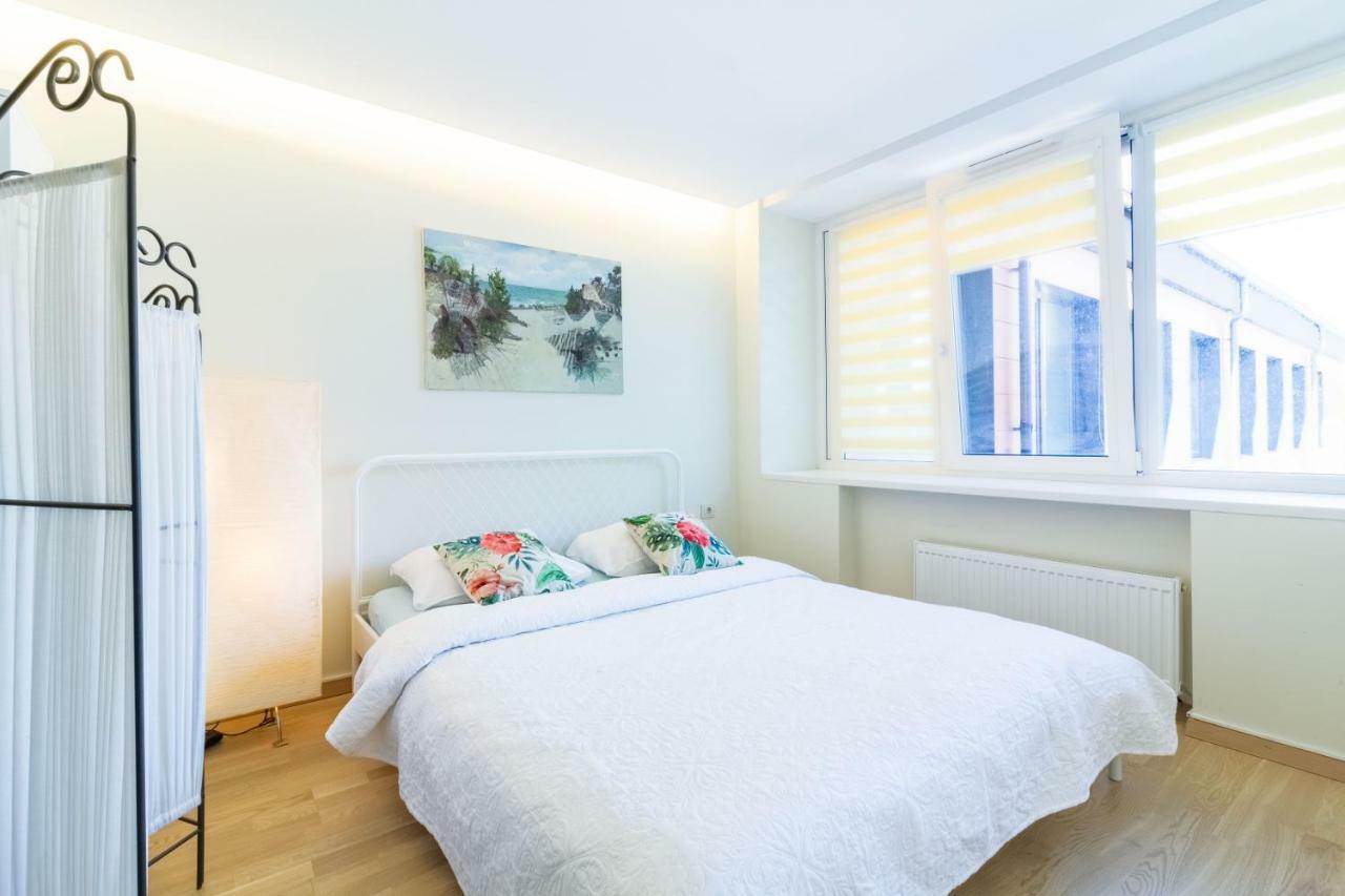 Central Square Apartments パランガ エクステリア 写真