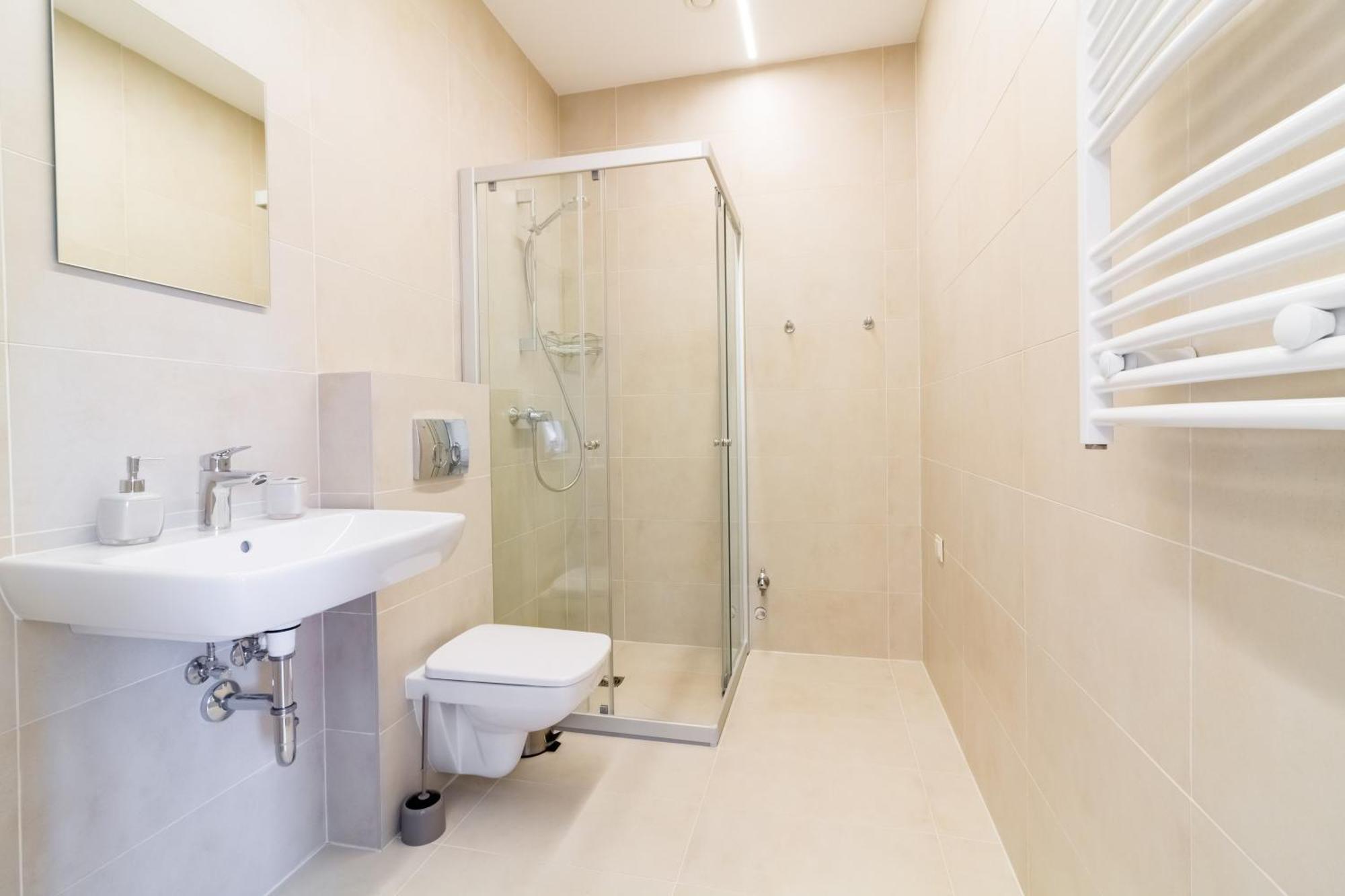 Central Square Apartments パランガ エクステリア 写真